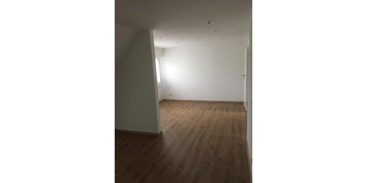 Etagenwohnung Rutesheim - 3.5 Zimmer, 96 m&sup2;, 1.300&euro; | Angebot:26611945