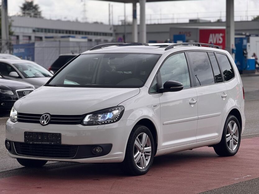 VW Touran 112.468 km 11.900 € Schwieberdingen 71701