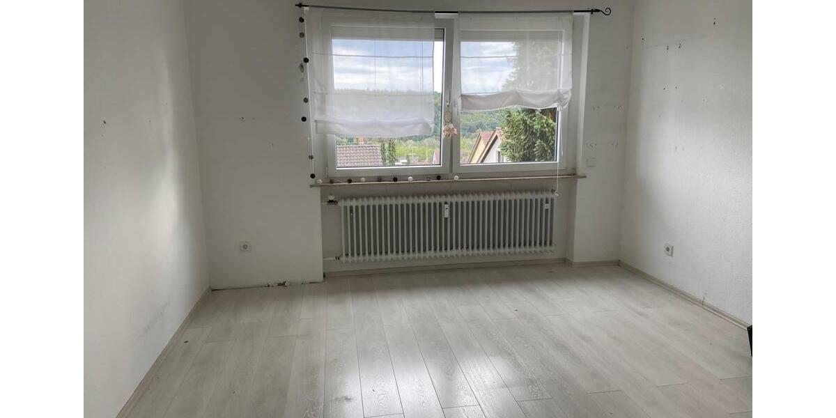 Etagenwohnung Pforzheim Eutingen - 3 Zimmer, 98 m&sup2;, 1.150&euro; | Angebot:25395858