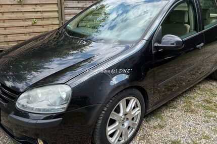 VW Golf 360.000 km 2.250 € Münchingen 70825