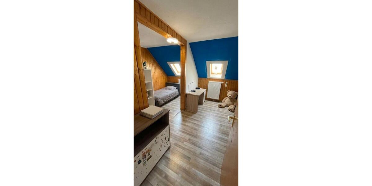 Doppelhaushälfte Pforzheim Eutingen - 7 Zimmer, 152 m&sup2;, 430.000&euro; | Angebot:26703475
