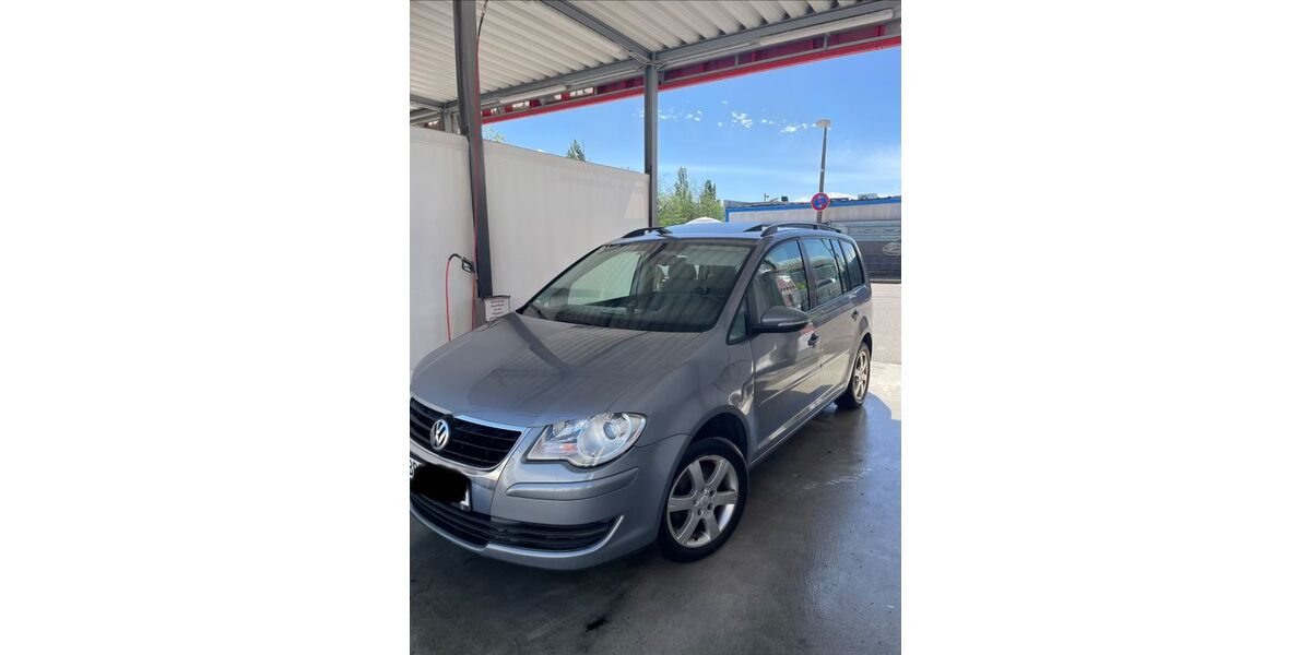 VW Touran 210.000 km 4.000 &euro; Sindelfingen 71065