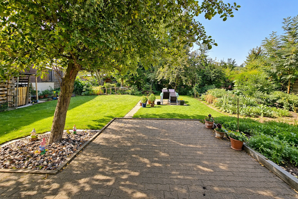 Haus zum Kaufen in Kraichtal 379.000 € 363 m² 7 zimmer