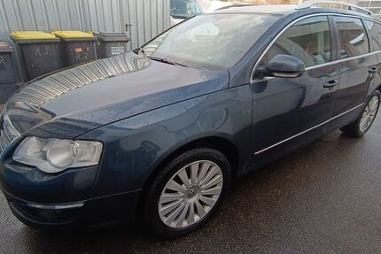 VW Passat 333.400 km 2.699 &euro; Calw 75365