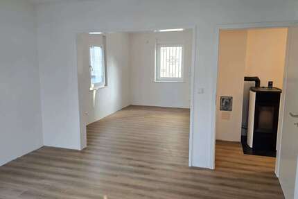 Haus Oberderdingen - 5 Zimmer, 134 m&sup2;, 1.450&euro; | Angebot:24770965