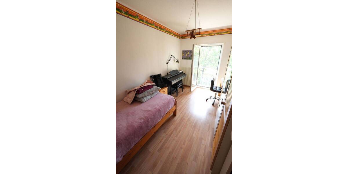 Reihenendhaus Karlsruhe Oberreut - 5 Zimmer, 120 m&sup2;, 320.000&euro; | Angebot:26585446