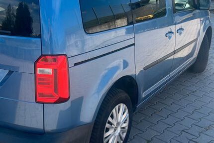 VW Caddy 110.960 km 15.800 &euro; Königsbach-Stein 75203