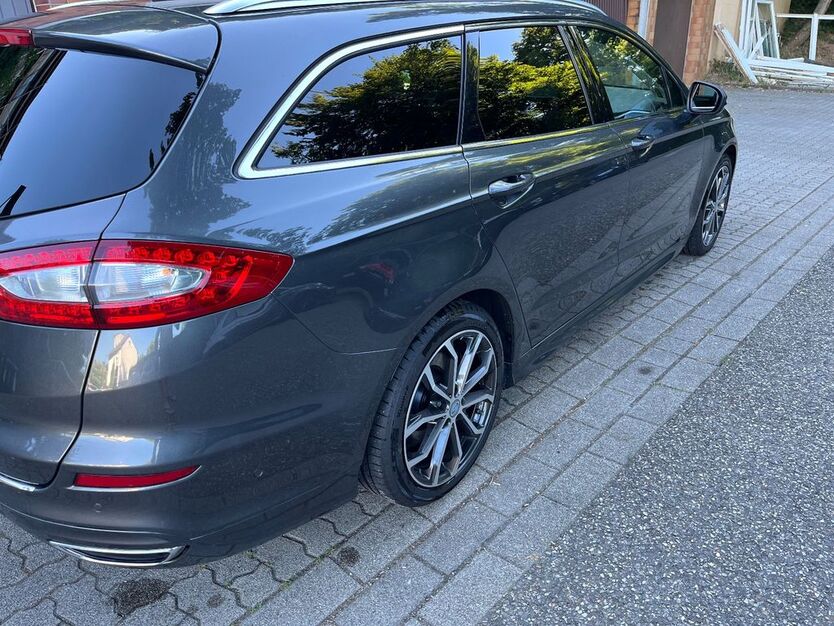 Ford Mondeo 138.630 km 18.900 € karlsruhe 76135