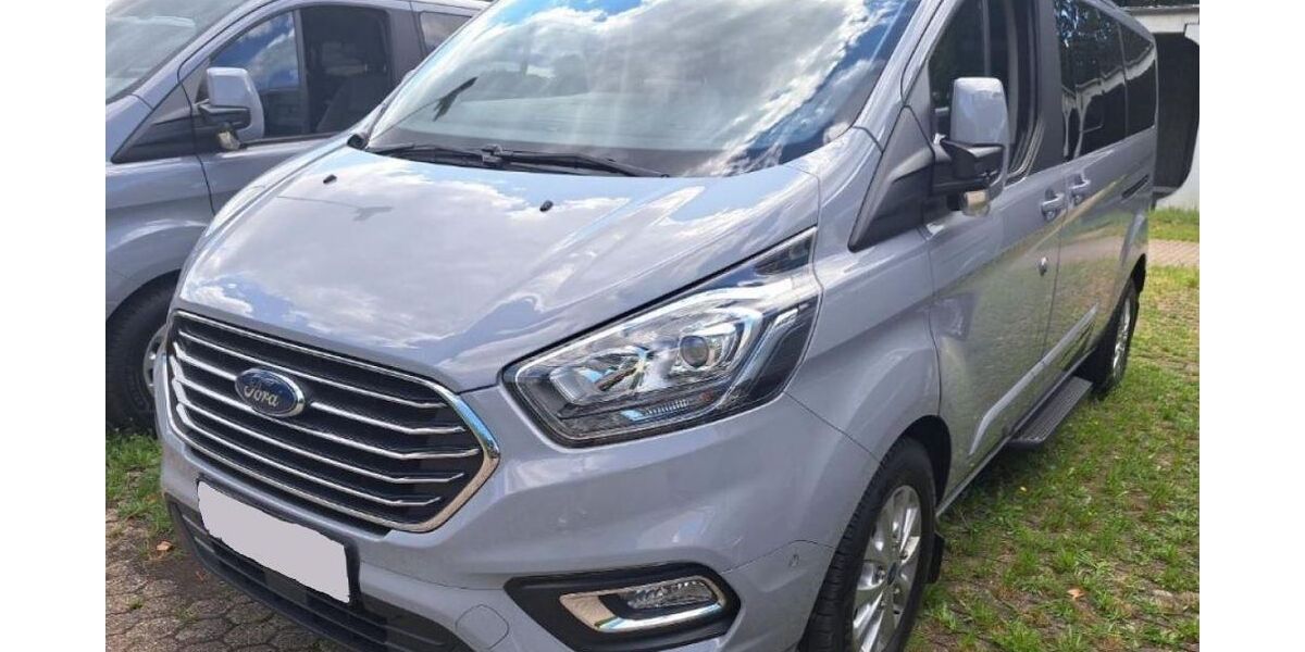 Ford Tourneo Custom 46.200 km 40.490 € Karlsruhe 76187