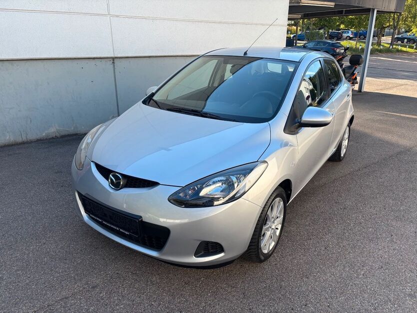 Mazda 2 79.250 km 6.600 € Ditzingen 71254