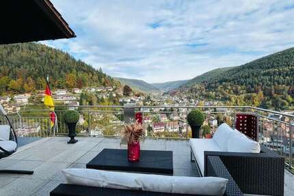 Wohnung Bad Wildbad - 4 Zimmer, 154 m&sup2;, 399.000&euro; | Angebot:26185937