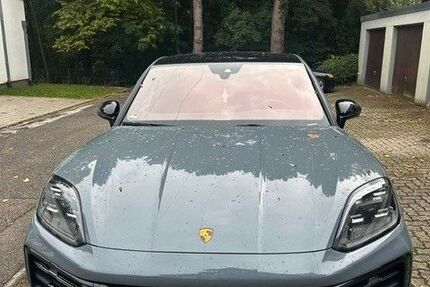 Porsche Cayenne 34.500 km 109.000 € Karlsruhe 76199