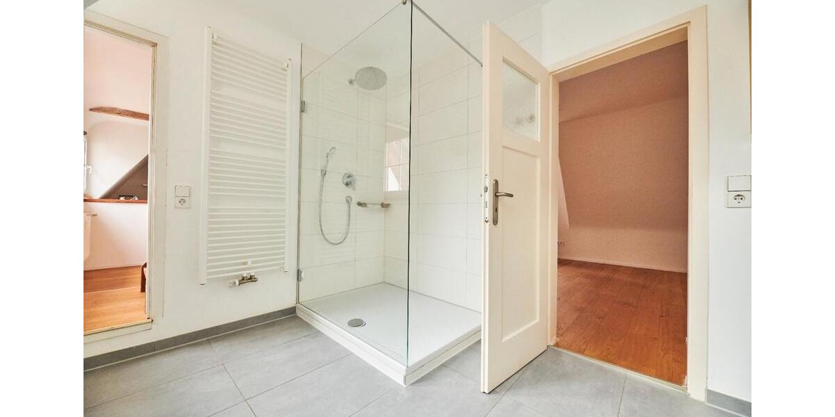 Maisonettenwohnung Sindelfingen - 3.5 Zimmer, 83 m&sup2;, 349.000&euro; | Angebot:26552526