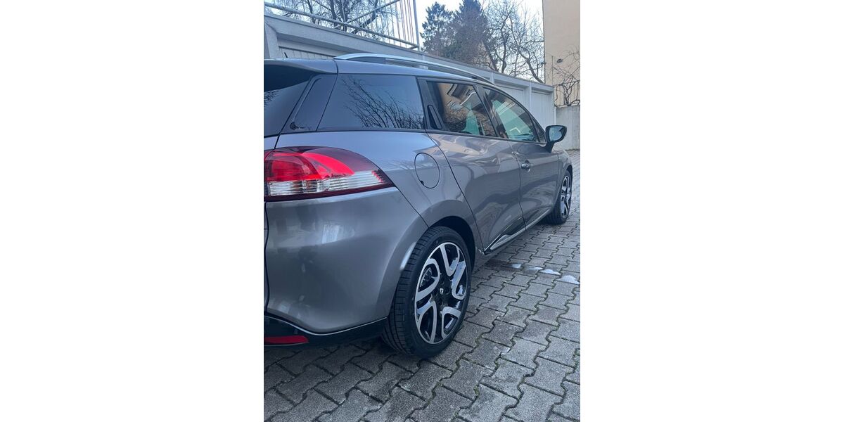 Renault Clio 84.000 km 8.748 &euro; Sindelfingen 71069