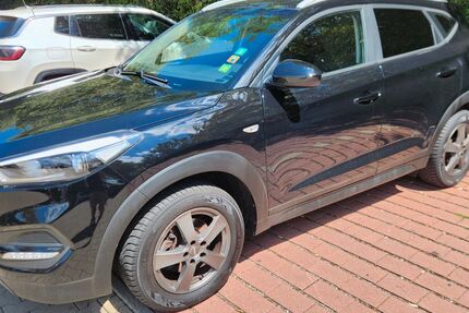 Hyundai TUCSON 77.000 km 13.500 &euro; Pforzheim 75179