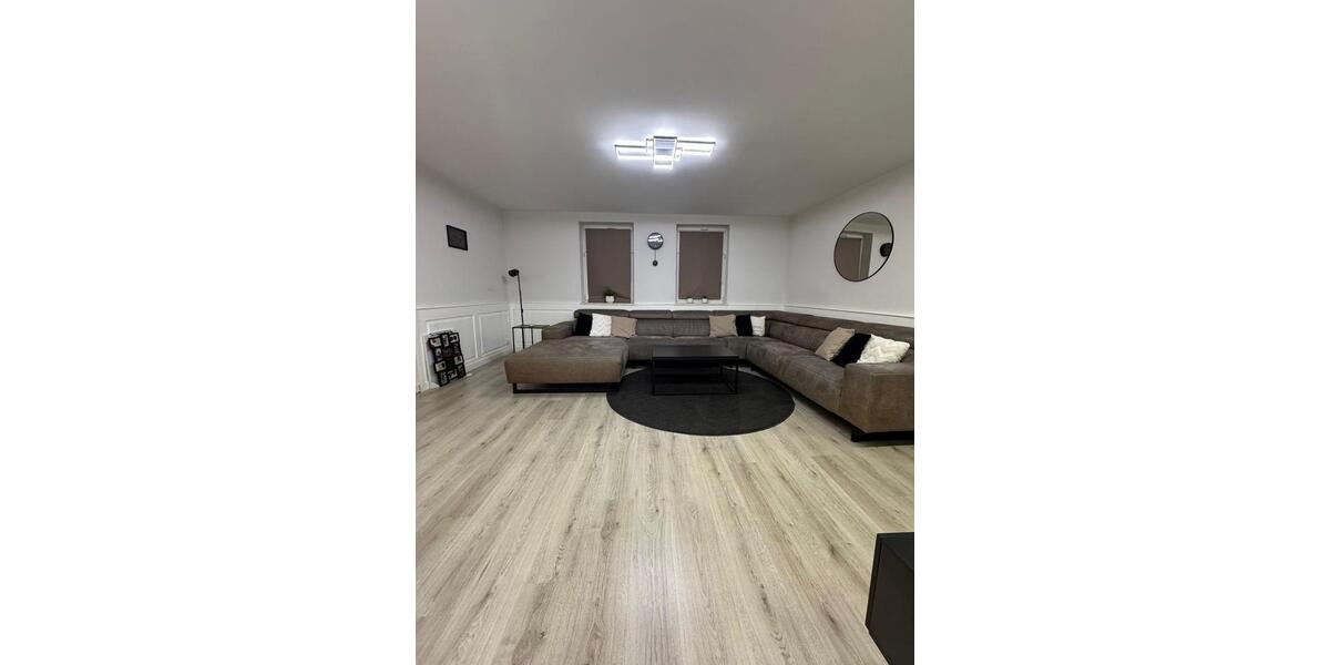 Voll möblierte 5,5-Zimmer-Maisonettewohnung in Vaihingen (Enz) 5 zimmer