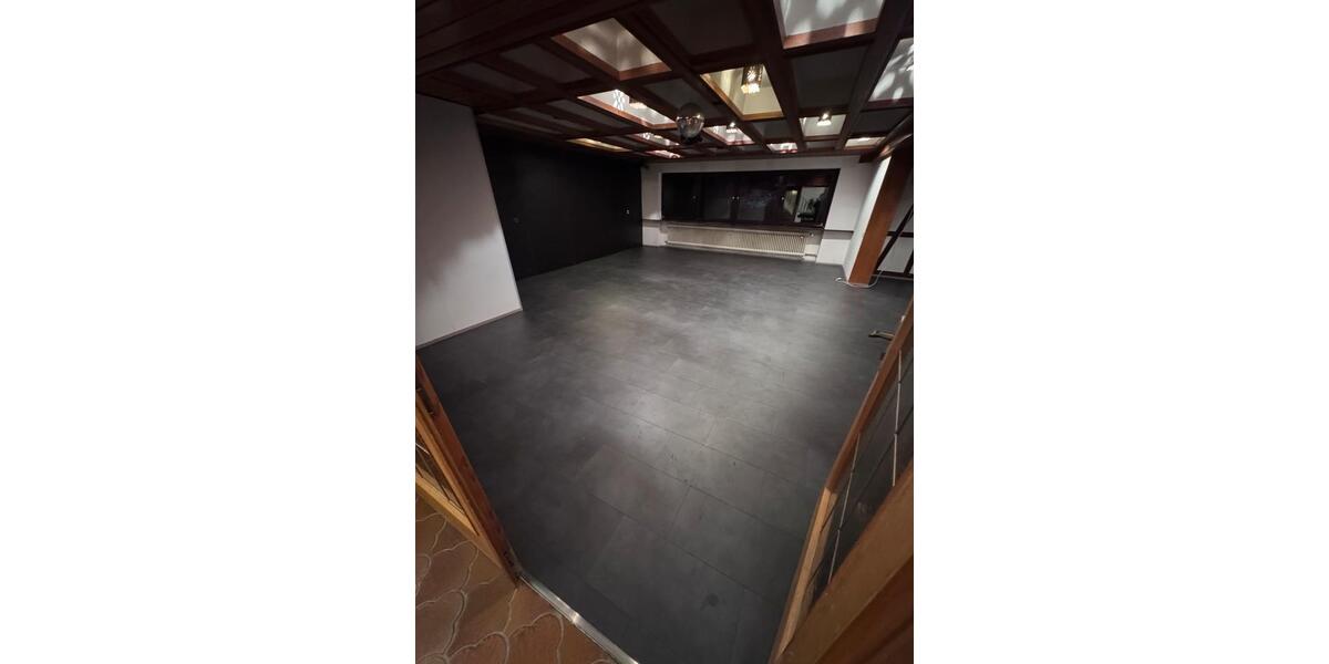 Party Saal 100m2 zimmer