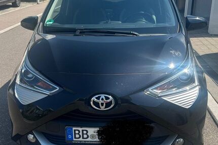 Toyota Aygo (X) 36.554 km 12.500 &euro; Rutesheim 71277