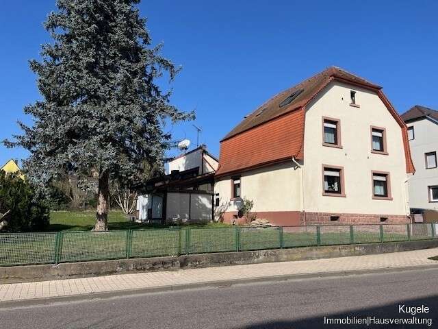 Einfamilienhaus Pfinztal / Berghausen Berghausen - 7 Zimmer, 175 m&sup2;, 529.000&euro; | Angebot:25611629