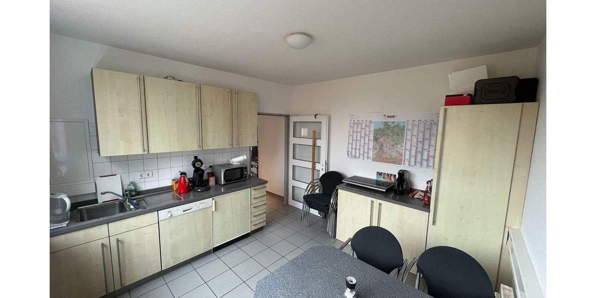 Gewerbeobjekt Karlsruhe Neureut - 7 Zimmer, 160 m&sup2;, 1.950&euro; | Angebot:25796987