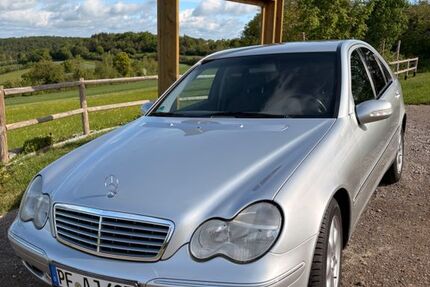 Mercedes-Benz C 200 132.000 km 6.900 &euro; Wurmberg 75449