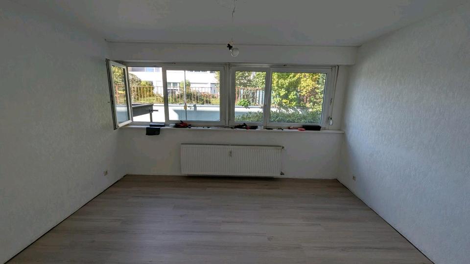 Hochparterre Leonberg - 3 Zimmer, 73 m&sup2;, 300.000&euro; | Angebot:26287981