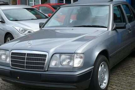 Mercedes 230