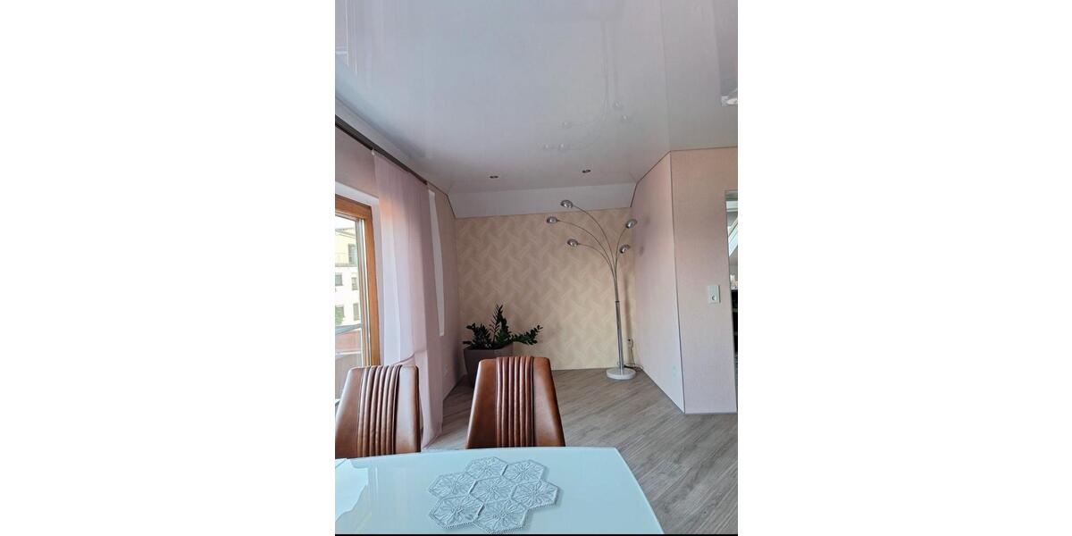 Dachgeschoßwohnung Bretten - 3.5 Zimmer, 100 m&sup2;, 299.000&euro; | Angebot:26521272