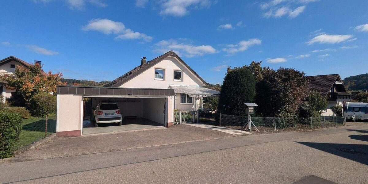 Freistehendes Einfamilienhaus mit Wärmepumpe, Garten & Doppelgarage, ruhige Lage, provisionsfrei! 5 zimmer