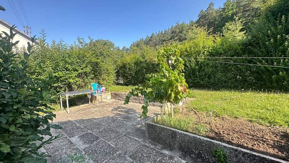 Mehrfamilienhaus, Wohnhaus Ostelsheim - 9 Zimmer, 210 m&sup2;, 750.000&euro; | Angebot:25737007