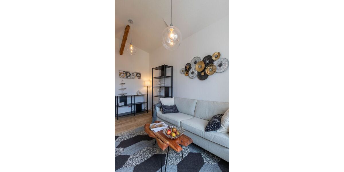helle vollständig möblierte 2-Zimmer Wohnung in Illingen - Appartement Illingen | Angebot:26865904