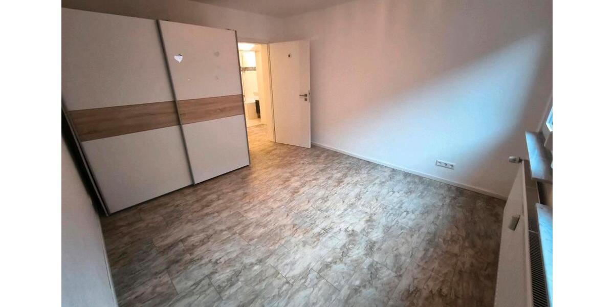 Erdgeschoßwohnung Malsch - 2 Zimmer, 60 m&sup2;, 1.050&euro; | Angebot:25824859