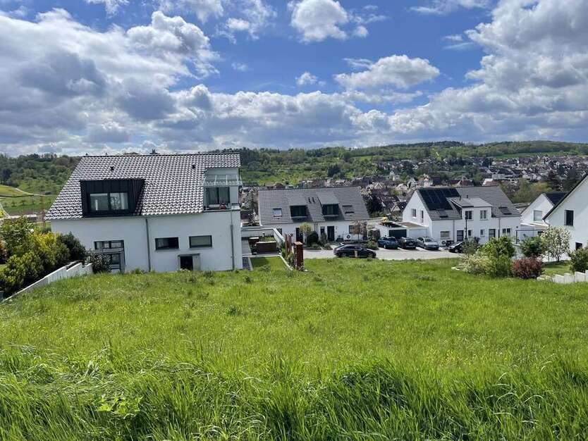 Haus zum Kaufen in Ostelsheim 748.644 € 156 m²
