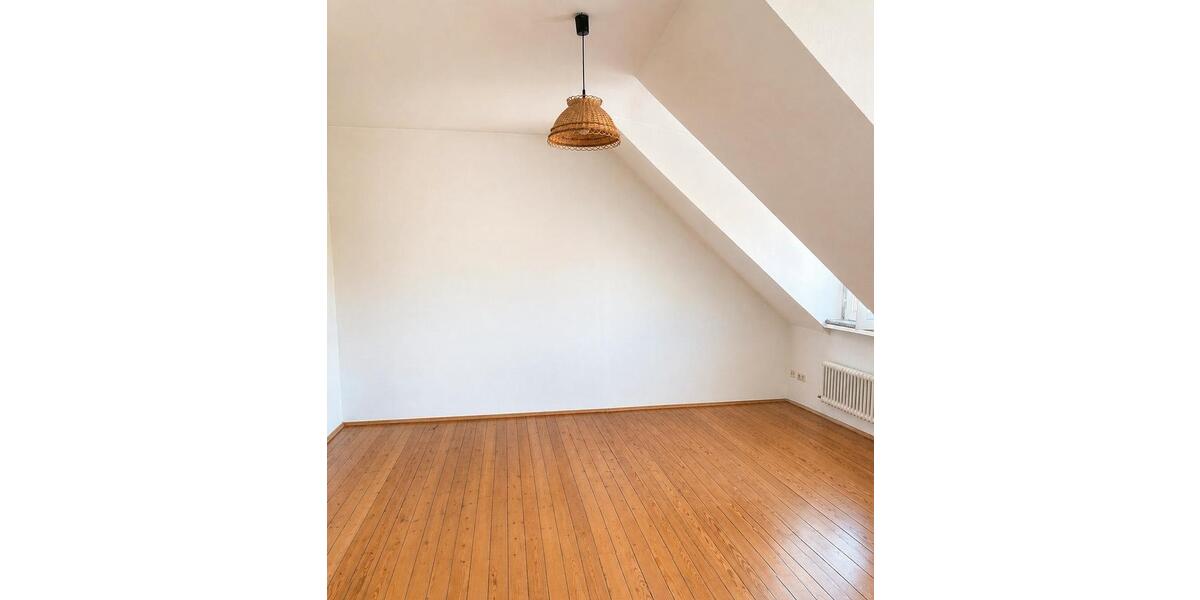Dachgeschoßwohnung Karlsruhe Daxlanden - 2 Zimmer, 75 m&sup2;, 600&euro; | Angebot:26443360