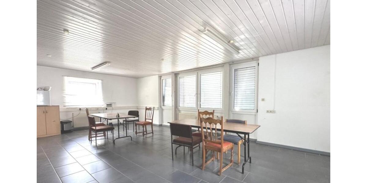 Lager- und Büroflächen zu vermieten, oder teilvermieten zimmer