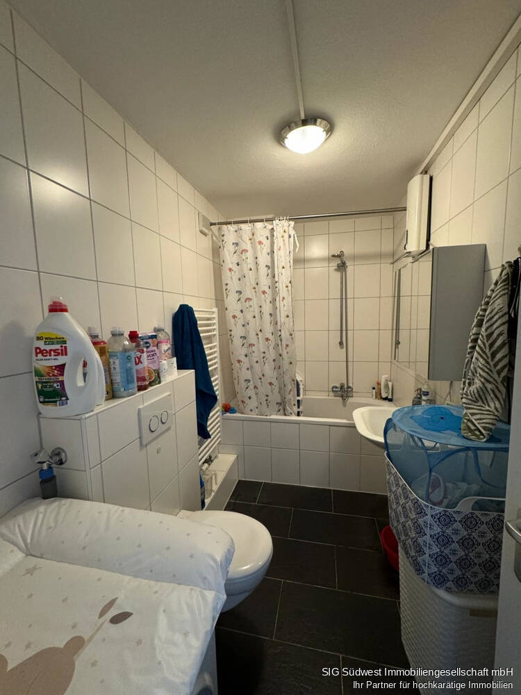 Für ihre Altersvorsorge als Eigentum 2 Zimmer Saniert mit Mieteinnahme in Mühlburg - KARLSRUHE