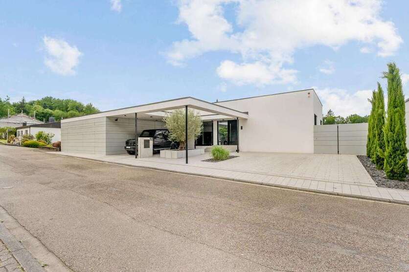 Haus zum Kaufen in Gaggenau 1.850.000 € 269 m²