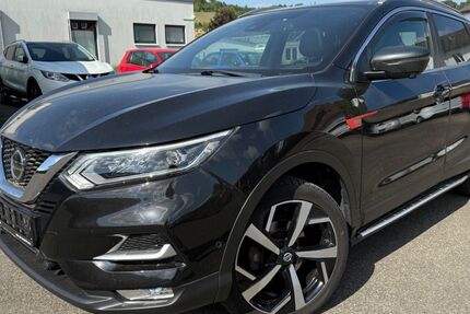 Nissan Qashqai 136.000 km 12.000 € Illingen 75428