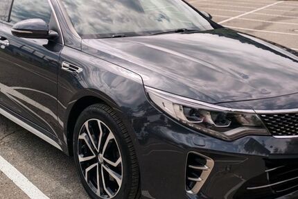 Kia Optima 91.000 km 16.390 &euro; Gaggenau 76571