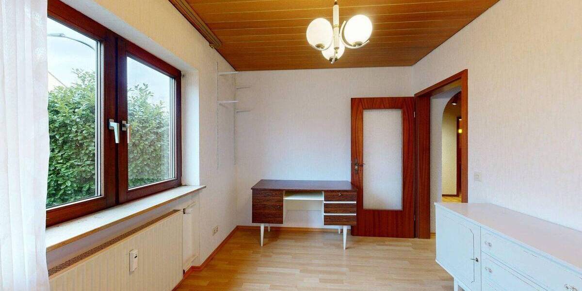 Etagenwohnung Karlsdorf-Neuthard Karlsdorf - 3 Zimmer, 81 m&sup2;, 210.000&euro; | Angebot:26807324