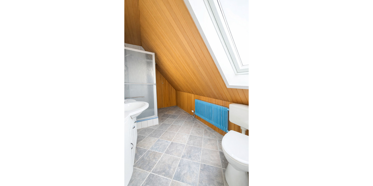 Mehrfamilienhaus, Wohnhaus Sindelfingen Maichingen - 6 Zimmer, 166 m&sup2;, 645.000&euro; | Angebot:25909364