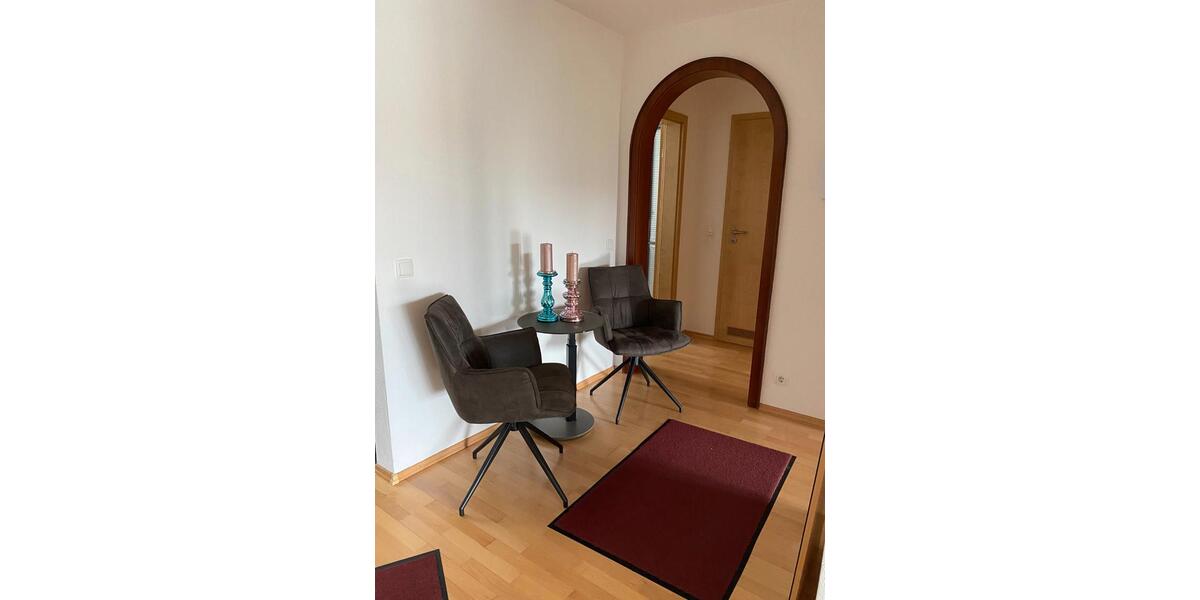 Etagenwohnung Pforzheim Nordstadt - 3 Zimmer, 85 m&sup2;, 250.000&euro; | Angebot:26957469