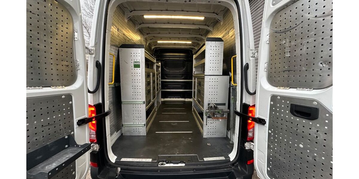 VW Crafter 94.913 km 25.900 &euro; Sindelfingen 71065