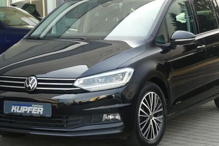 VW Touran 22.200 km 32.700 &euro; Vaihingen / Enz 71665