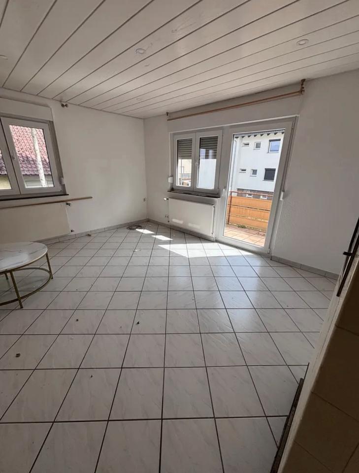 EFH in Großsachsenheim + Garten, Garage, EBK & Balkon