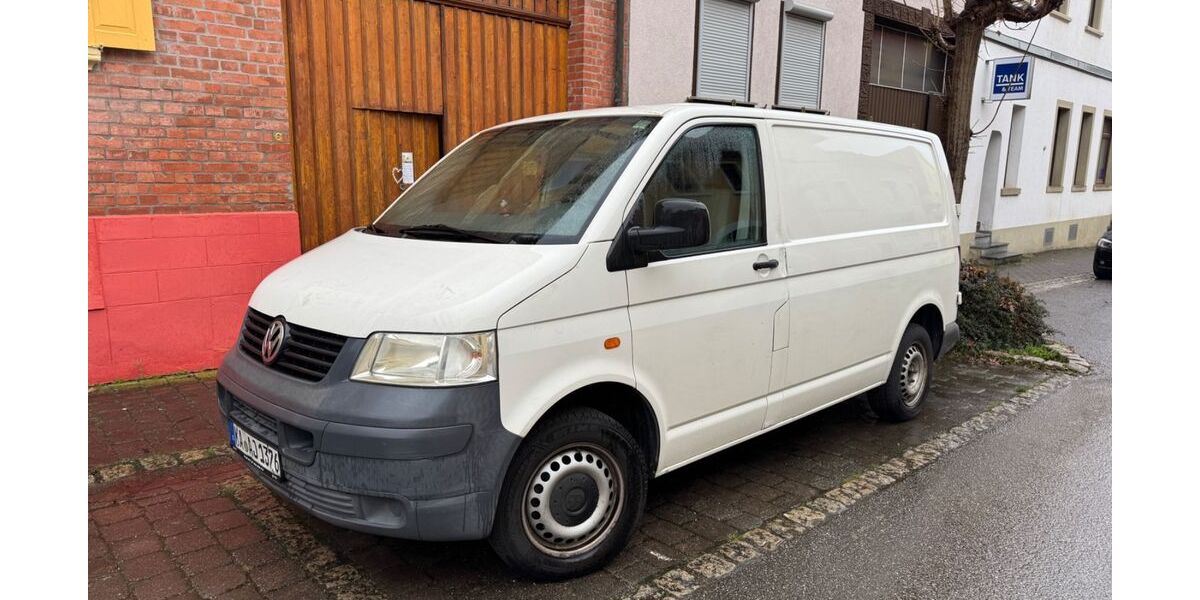 VW T5 Transporter 318.000 km 3.900 € Kraichtal - Oberöwisheim 76703