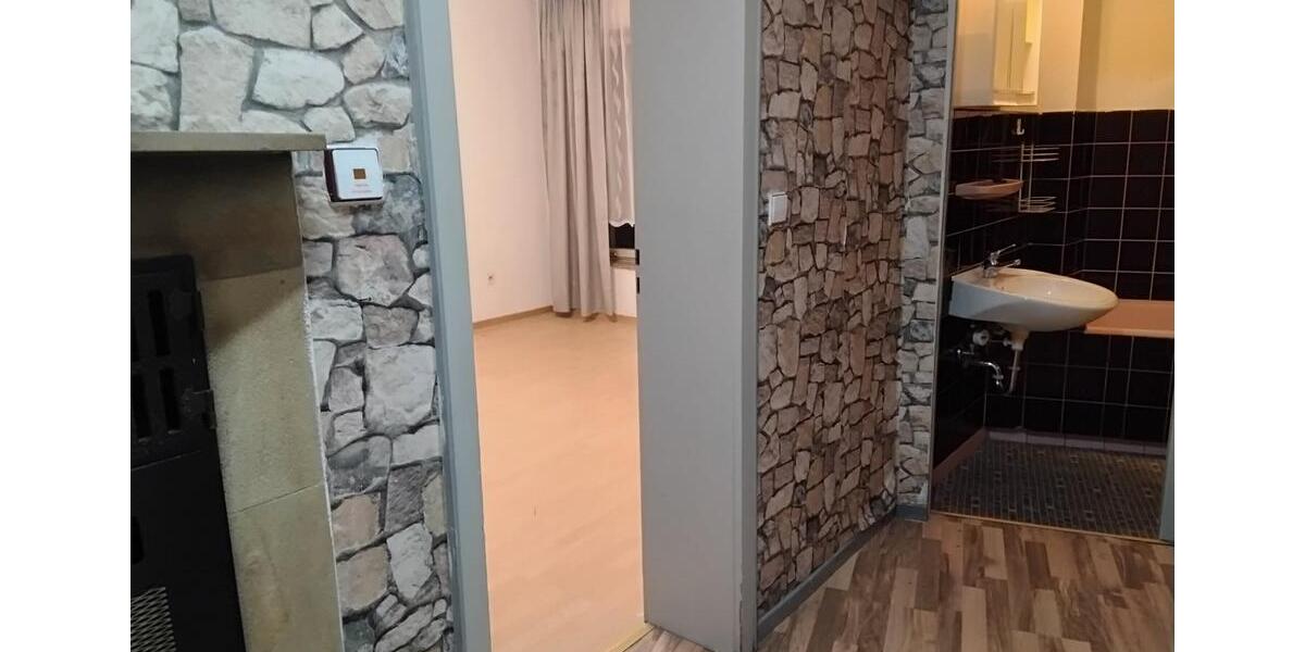 Etagenwohnung Pforzheim Dillweißenstein - 2 Zimmer, 60 m&sup2;, 780&euro; | Angebot:26408586