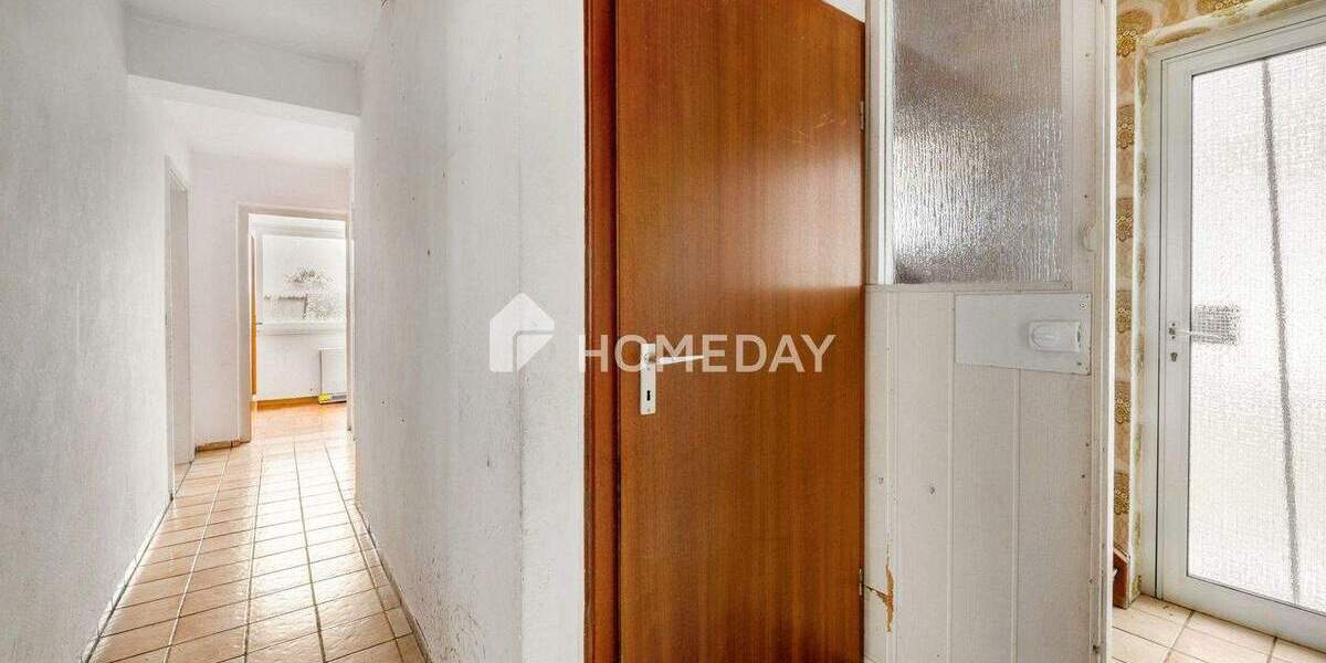 Mehrfamilienhaus, Wohnhaus Eberdingen Hochdorf - 7 Zimmer, 138 m&sup2;, 410.000&euro; | Angebot:25737584