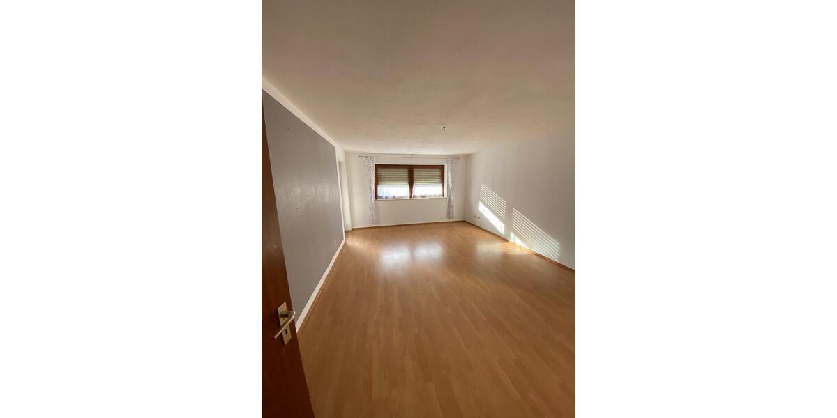 Etagenwohnung Calw - 2 Zimmer, 65 m&sup2;, 600&euro; | Angebot:25795454