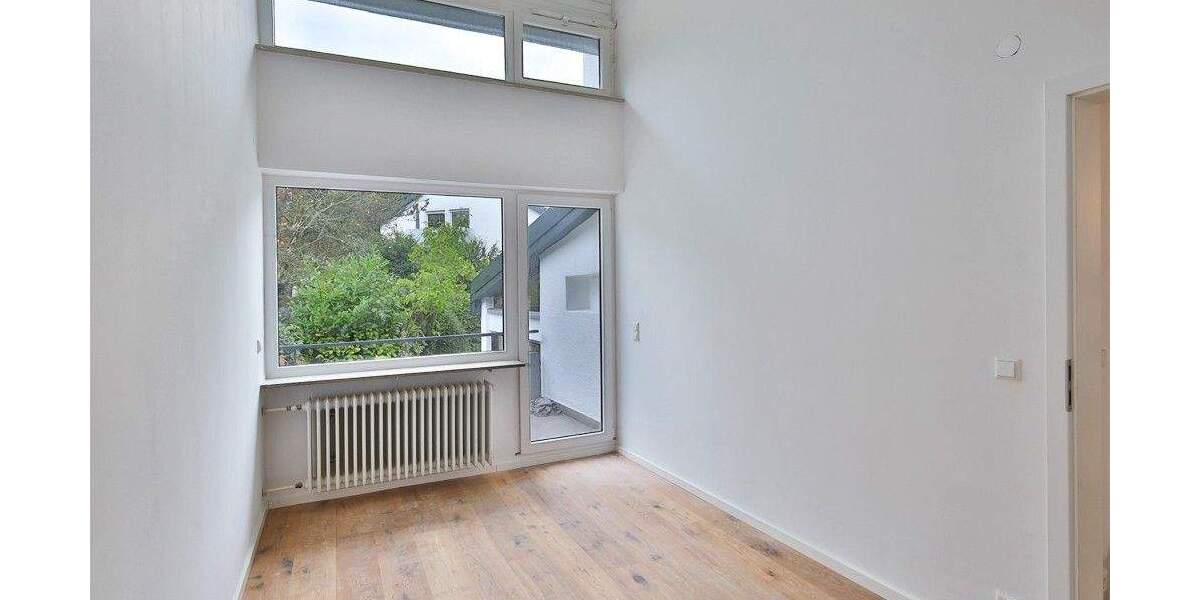 Doppelhaushälfte Leonberg - 5 Zimmer, 175 m&sup2;, 2.740&euro; | Angebot:25358261